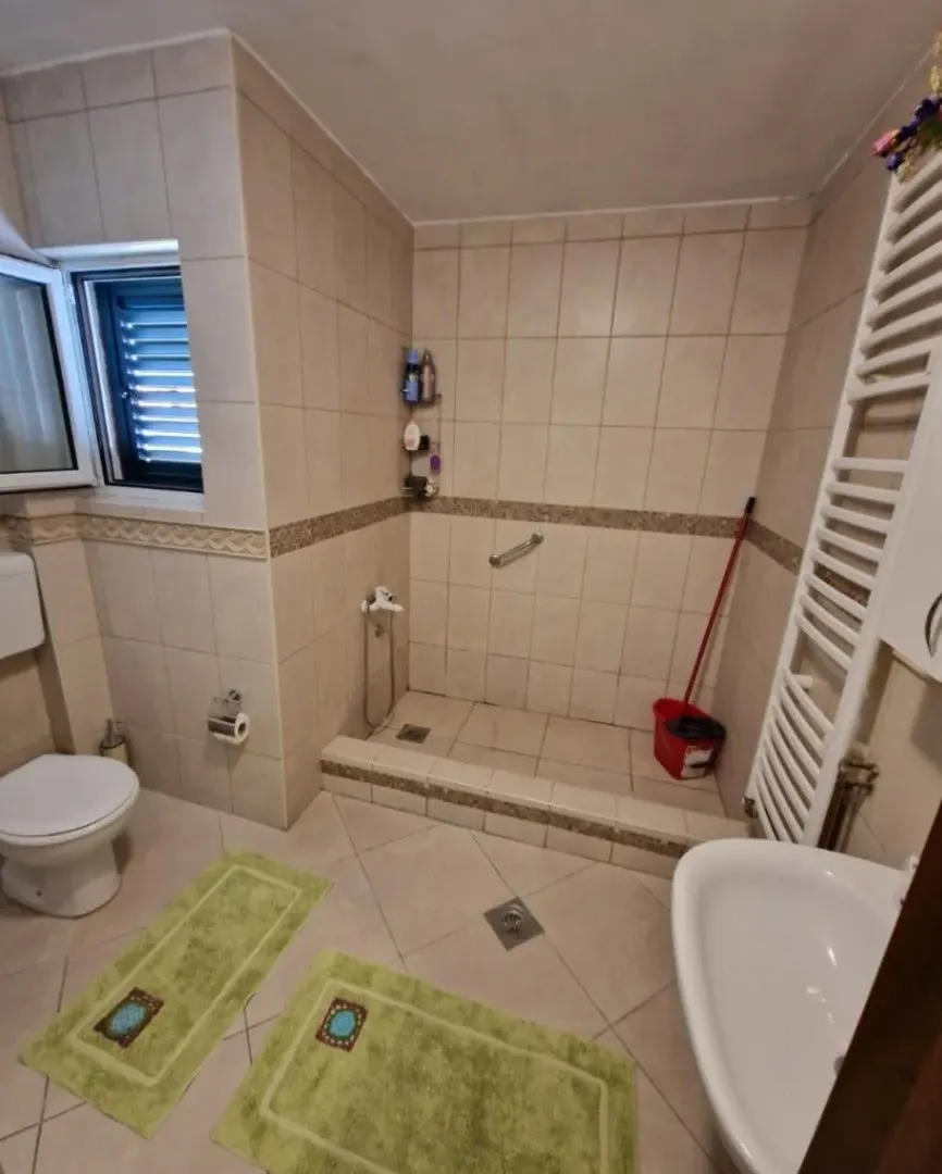 Rent, house, 94m², Masline, Podgorica