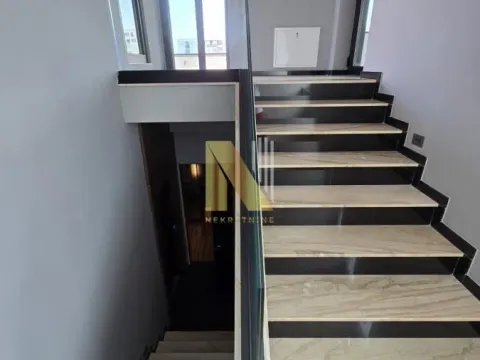 Izdavanje, stan, 220m², Telep, Novi Sad Sve Podlokacije - image 23