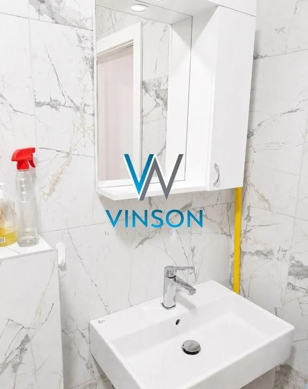Izdavanje, jednosoban stan, 43m², Centar, Novi Sad