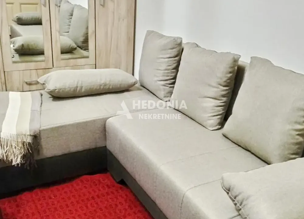 Prodaja, dvosoban stan, 48m², Bajlonijeva Pijaca, Beograd