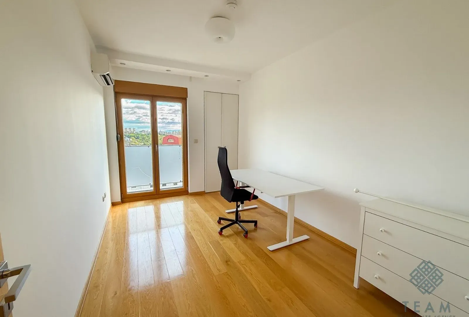 Rent, three bedroom apartment, 101m², Momišići, Podgorica