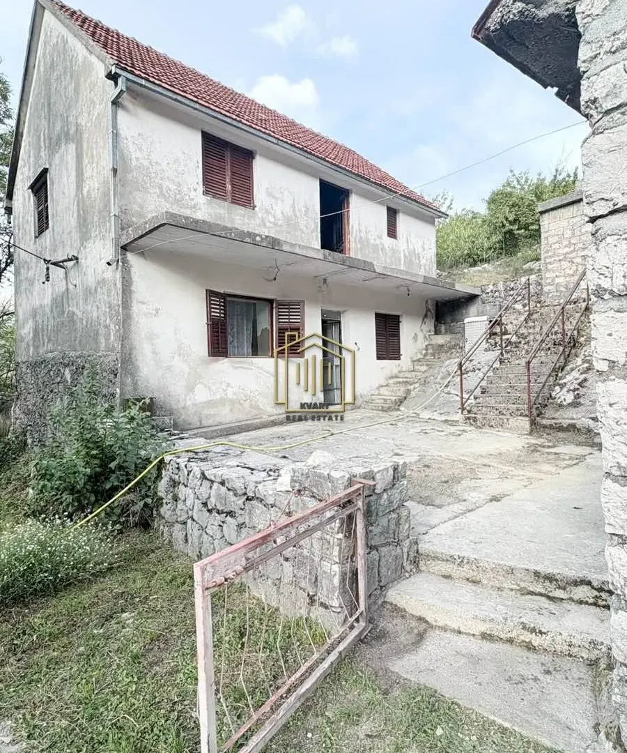 Prodaja, kuća, 84m², Njeguši, Cetinje