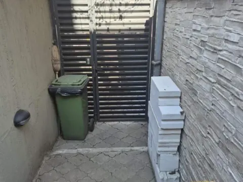 Izdavanje, četvorosoban stan, 100m², Autokomanda, Voždovac Sve Podlokacije - image 15