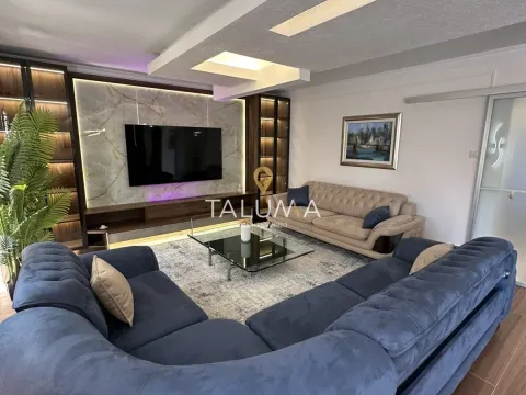 Rent, three bedroom apartment, 200m², Gorica C, Podgorica - image 2