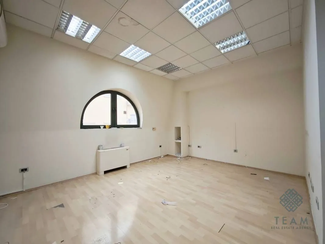 Prodaja, poslovni prostor, 315m², Centar, Podgorica