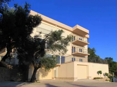 Prodaja, trosoban stan, 119m², Sveti Stefan, Budva - image 12