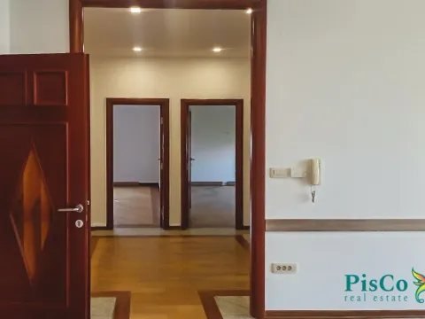 Izdavanje, poslovni prostor, 160m², Preko Morače, Podgorica - image 3