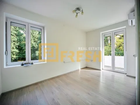 Izdavanje, trosoban stan, 85m², Gorica C, Podgorica - image 2