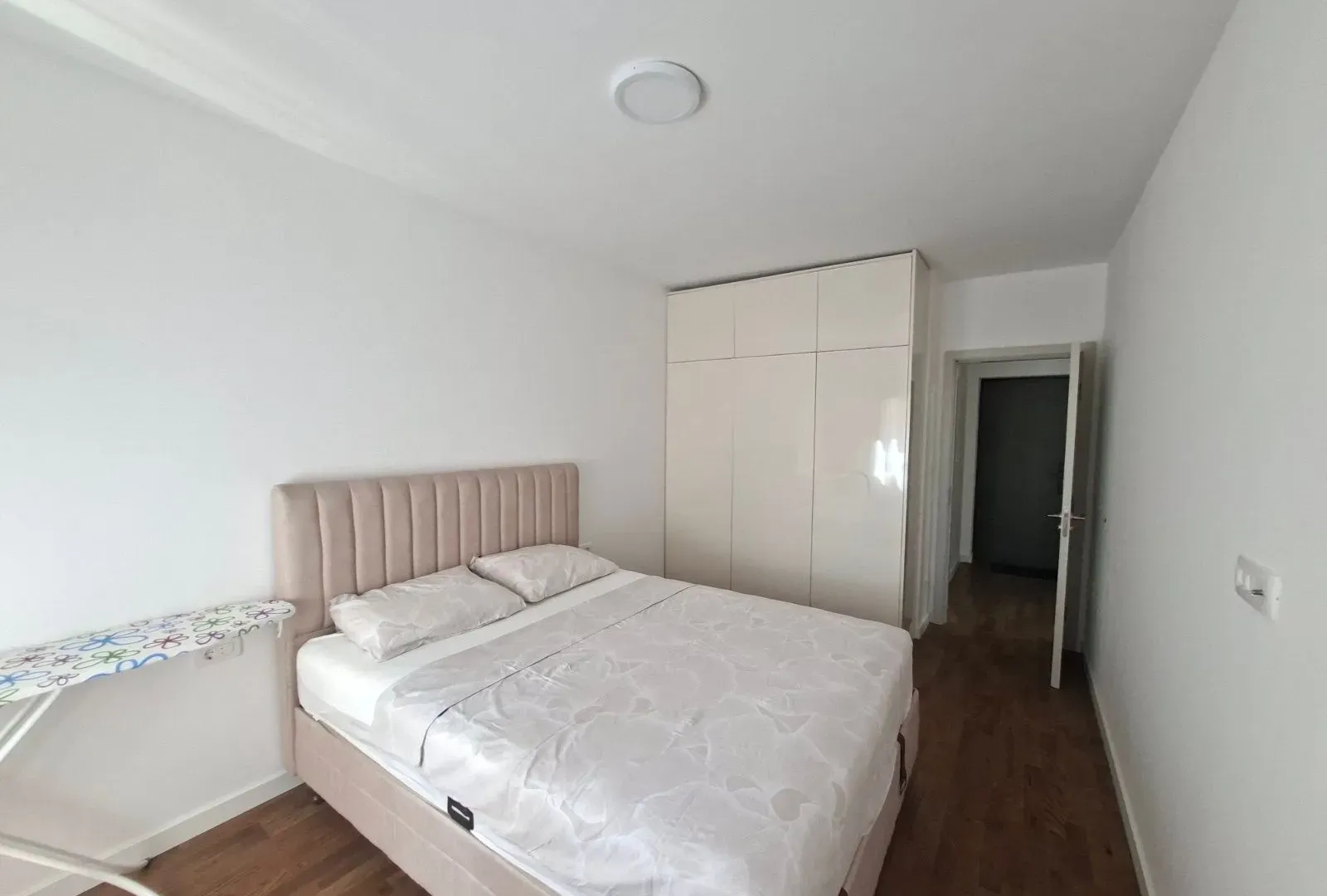 Rent, one bedroom apartment, 50m², Ilino, Bar