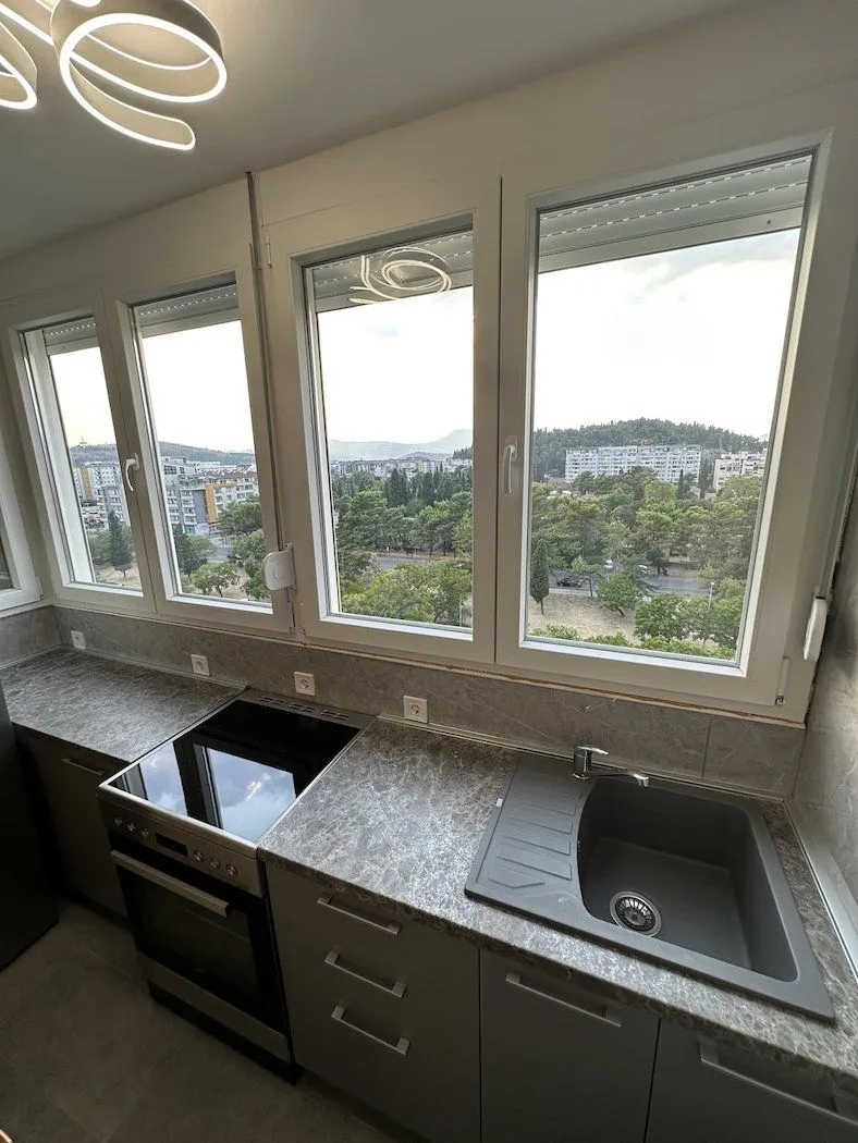 Prodaja, stan, 74m², Pobrežje, Podgorica