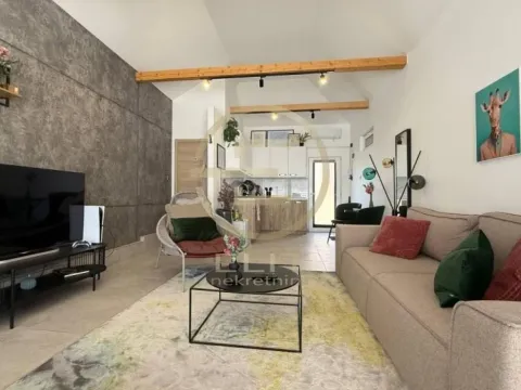 Prodaja, kuća, 165m², Petrovaradin, Novi Sad - image 45