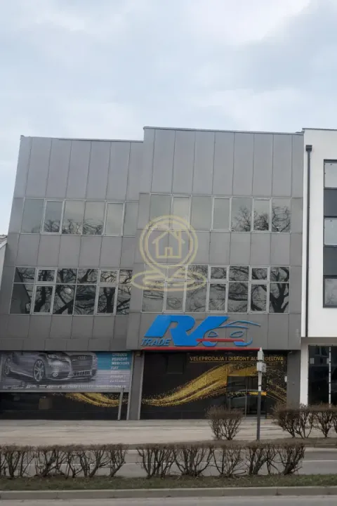 Sale, office space, 1137m², Salajka, Novi Sad Sve Podlokacije