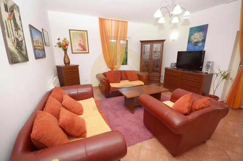 Prodaja, kuća, 253m², Krašići, Tivat