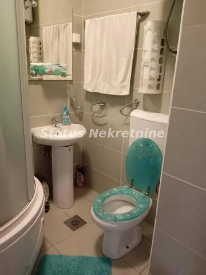 Prodaja, četvorosoban stan, 96m², Grbavica, Novi Sad Sve Podlokacije