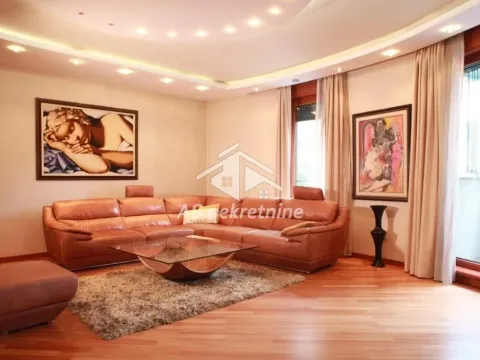 Stan in Vukov Spomenik