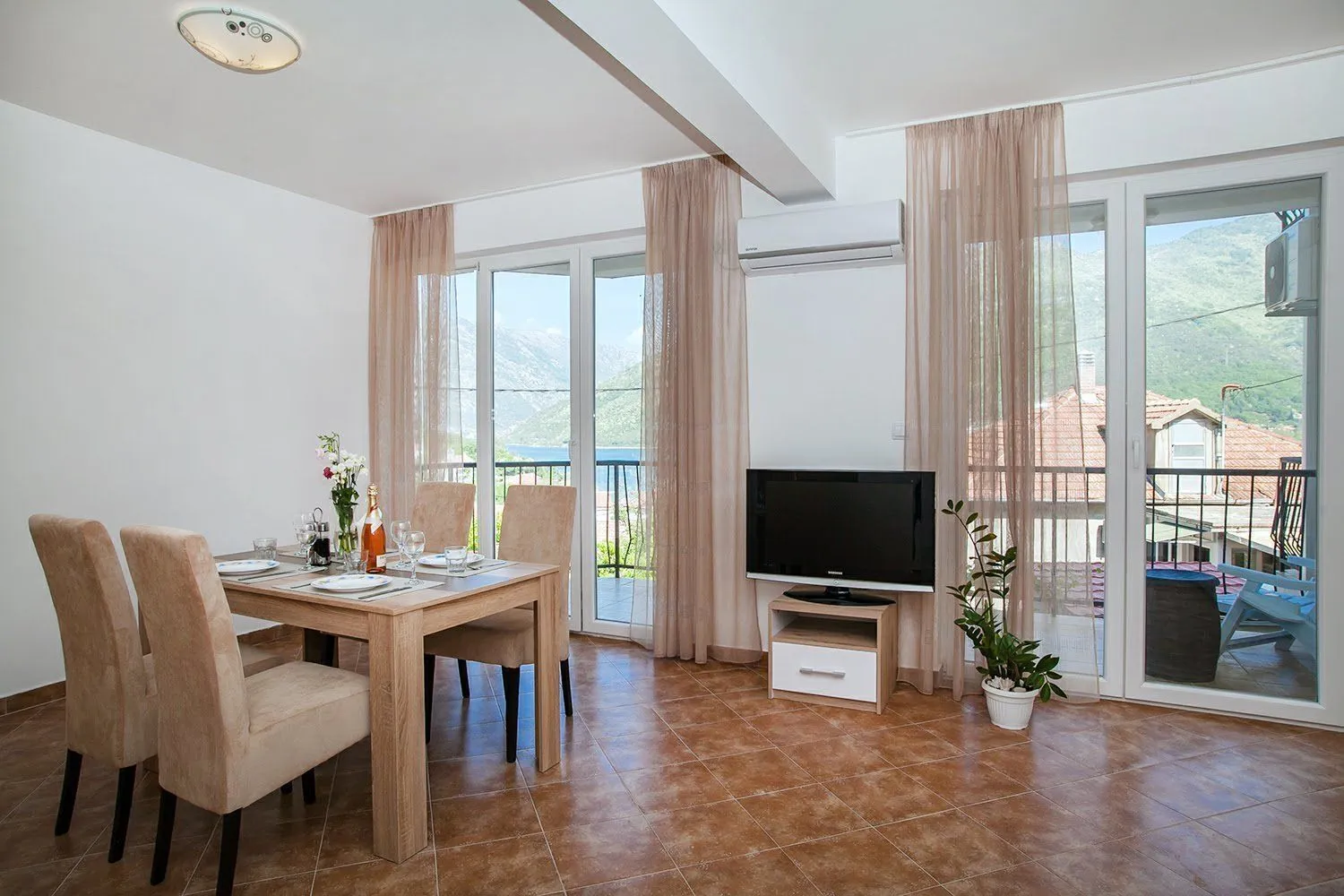 Prodaja, jednosoban stan, 62m², Kamenari, Herceg Novi