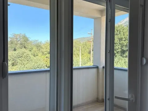 Prodaja, jednosoban stan, 43m², Radanovići, Kotor - image 10