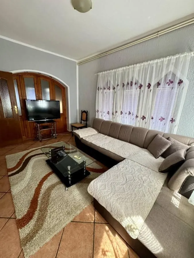 Rent, apartment, 76m², Zagorič, Podgorica
