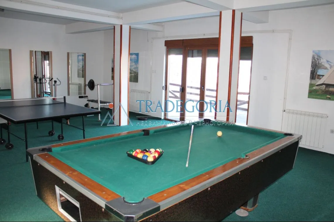 Prodaja, kuća, 330m², Žabljak, Crna Gora