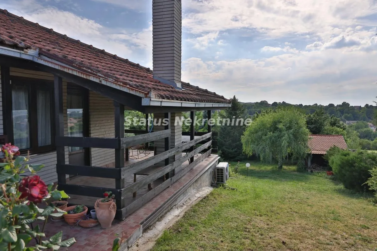 Prodaja, kuća, 322m², Ledinci, Petrovaradin