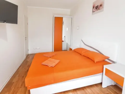 Sale, two bedroom apartment, 78m², Budva, Crna Gora - image 8