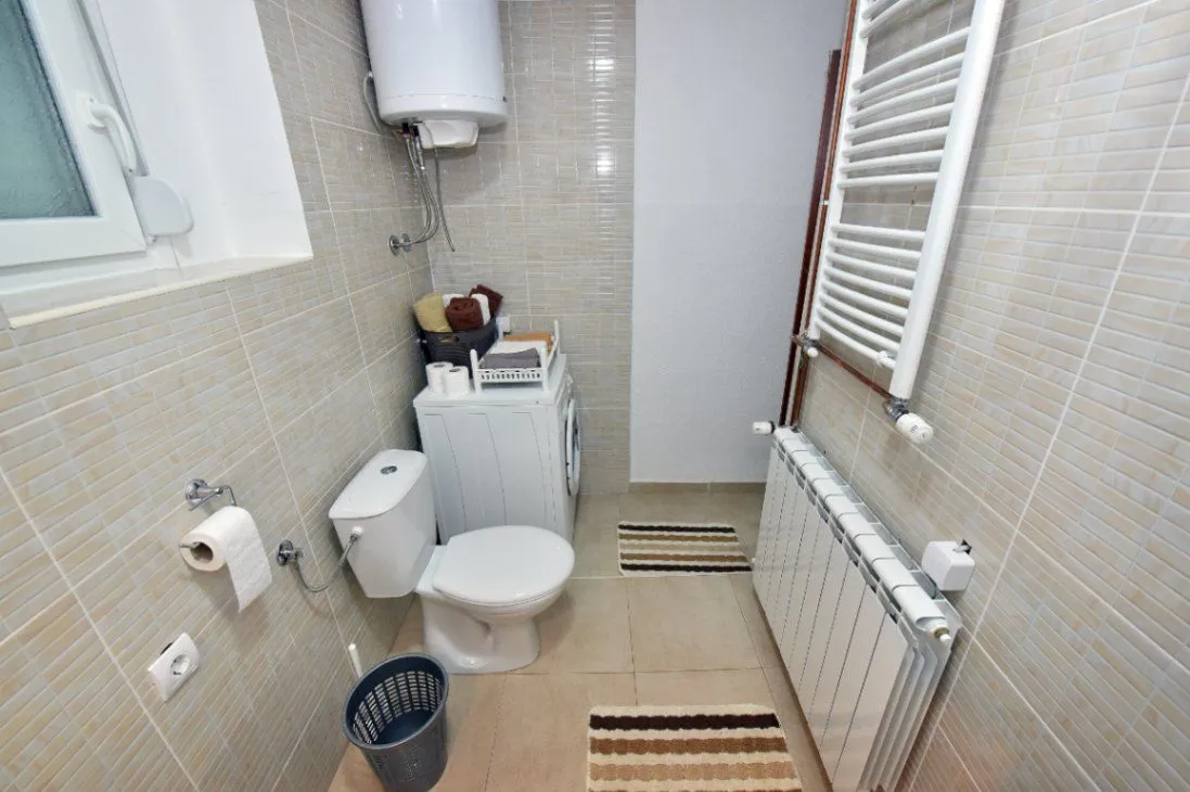 Izdavanje, kuća, 80m², Selišta, Kolašin