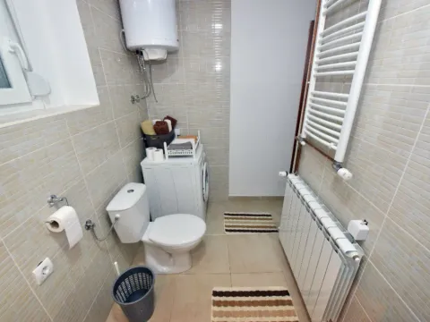 Izdavanje, kuća, 80m², Selišta, Kolašin - image 11