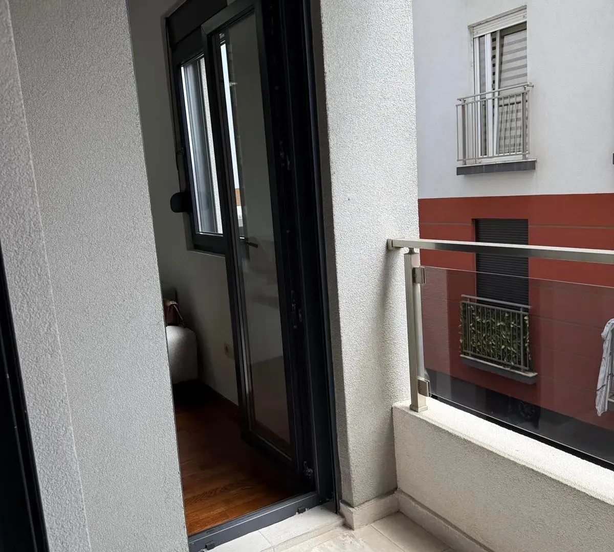 Izdavanje, jednosoban stan, 45m², Ljubović, Podgorica