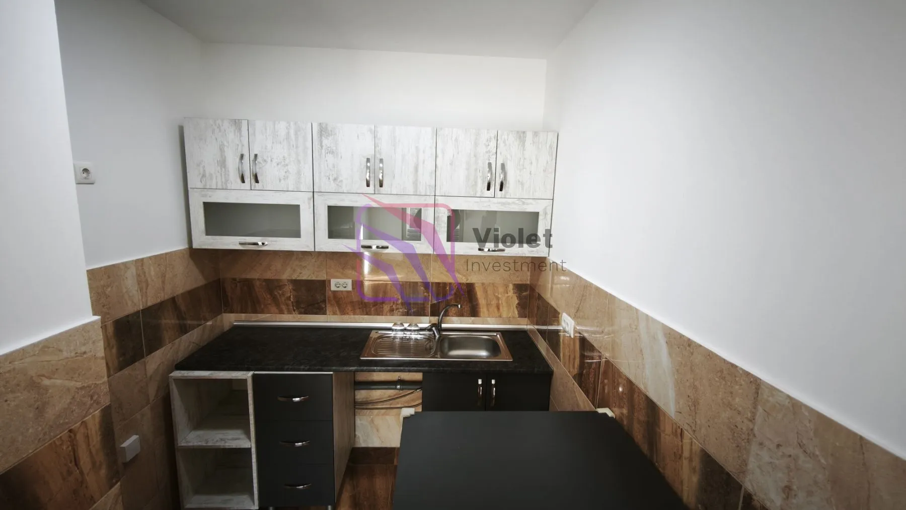 Izdavanje, dvosoban stan, 56m², City Kvart, Podgorica