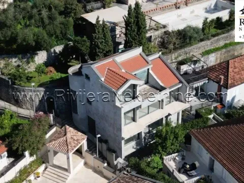 Prodaja, kuća, 264m², Centar, Herceg Novi - image 6