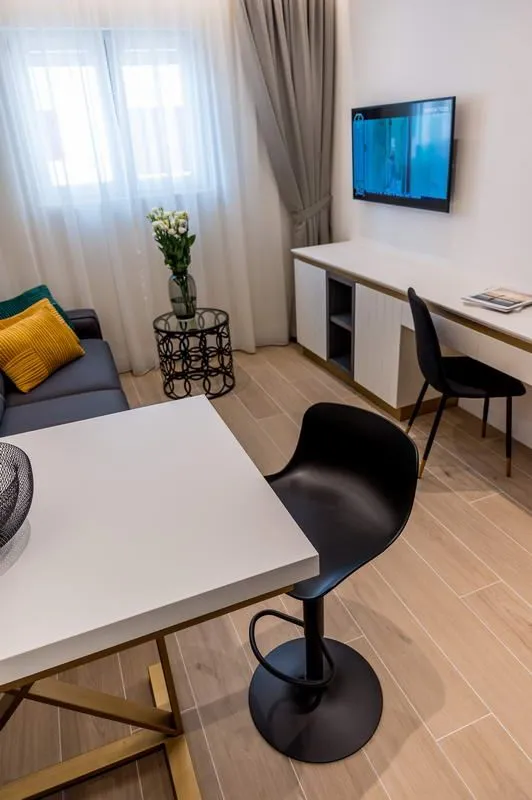 Prodaja, ugostiteljski objekat, 317m², Budva, Crna Gora