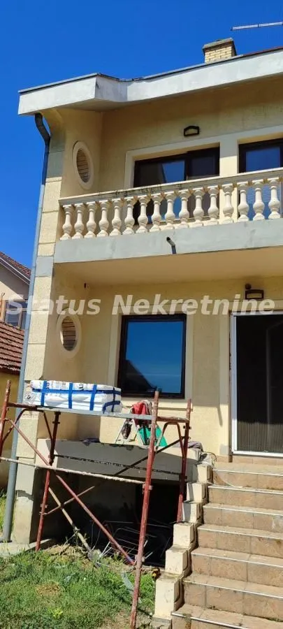 Prodaja, kuća, 420m², Temerin, Novi Sad