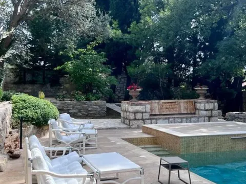 Sale, house, 550m², Reževići, Budva - image 4