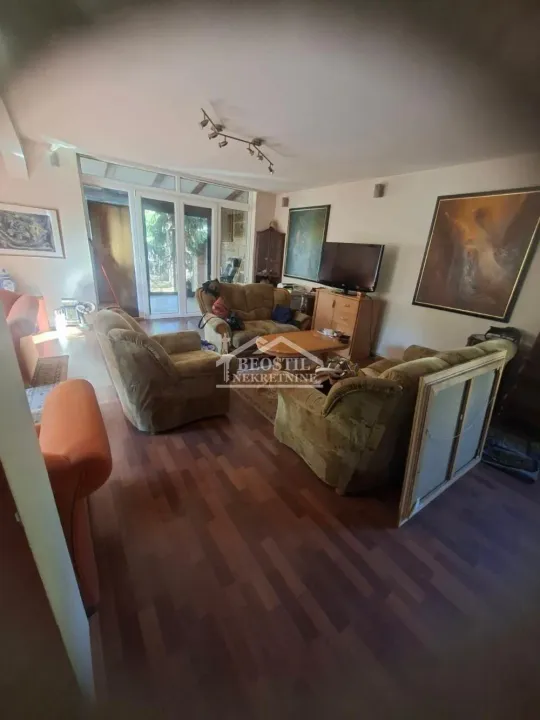 Rent, house, 233m², Ledine, Beograd