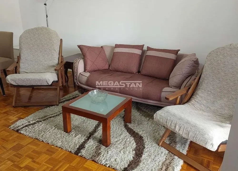 Rent, one bedroom apartment, 47m², Novi Beograd Blok 72, Novi Beograd Sve Podlokacije