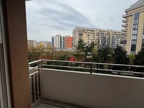 Izdavanje, jednosoban stan, 49m², Central Point, Podgorica - image 8