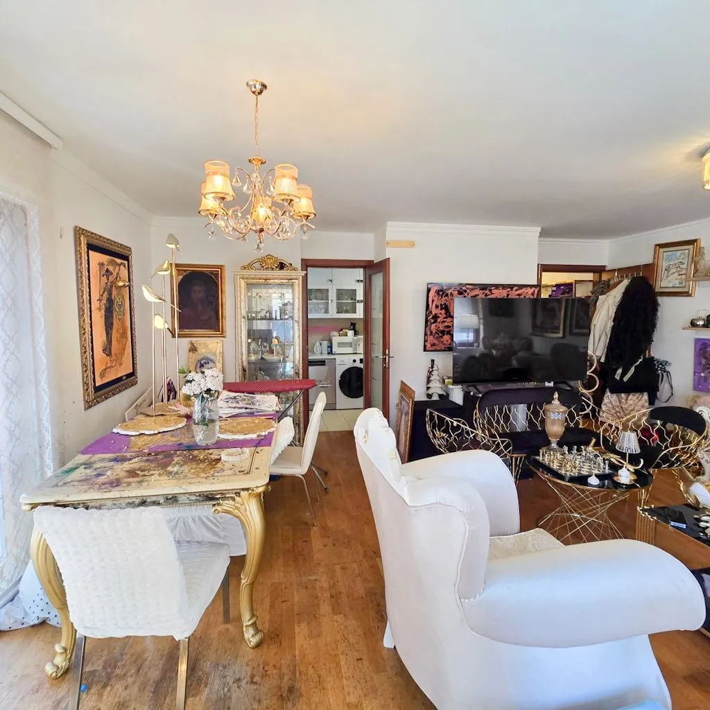 Prodaja, trosoban stan, 120m², Tološka šuma, Podgorica