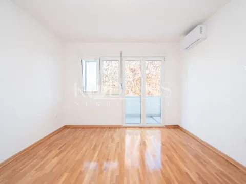 Rent, office space, 45m², Preko Morače, Podgorica - image 1