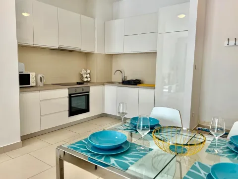 Sale, one bedroom apartment, 58m², Morinj, Kotor - image 3