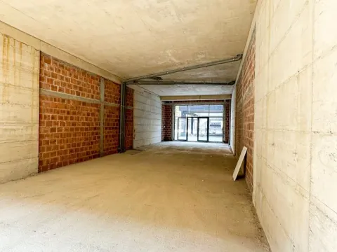 Rent, office space, 105m², Stari Aerodrom, Podgorica - image 7