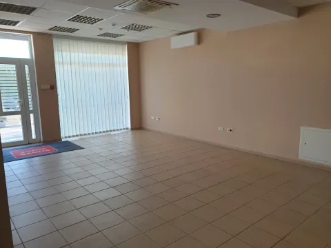 Empty and spacious room with tiled flooring. - image 15