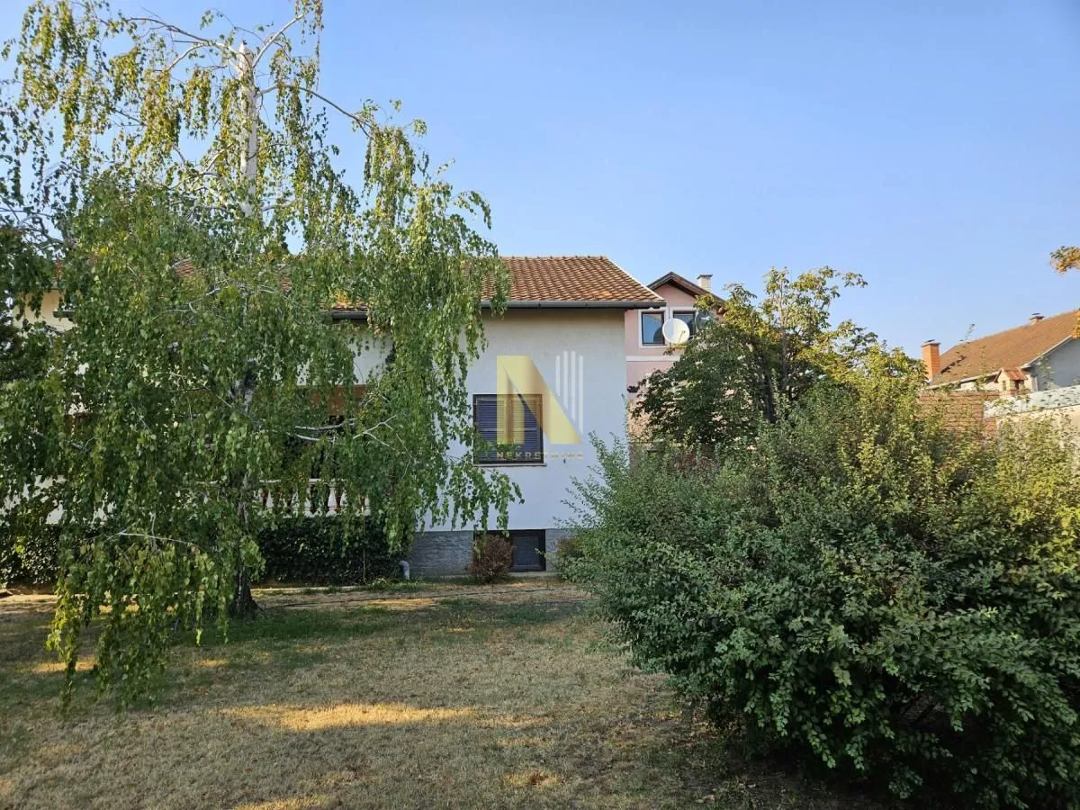 Prodaja, kuća, 331m², Veternik, Novi Sad Sve Podlokacije