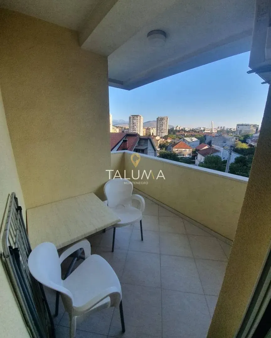 Izdavanje, dvosoban stan, 65m², Momišići, Podgorica