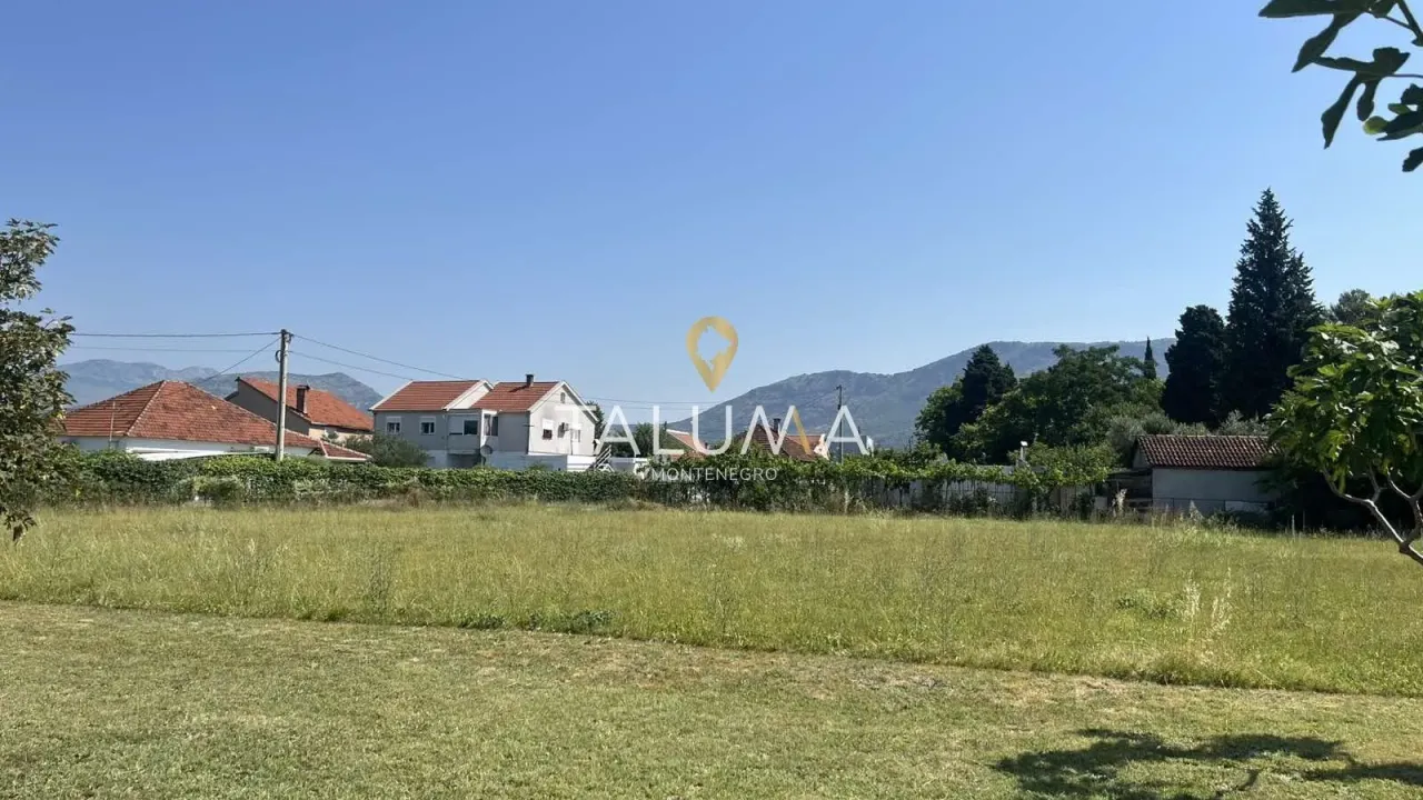 Sale, land lot, 824m², Masline, Podgorica