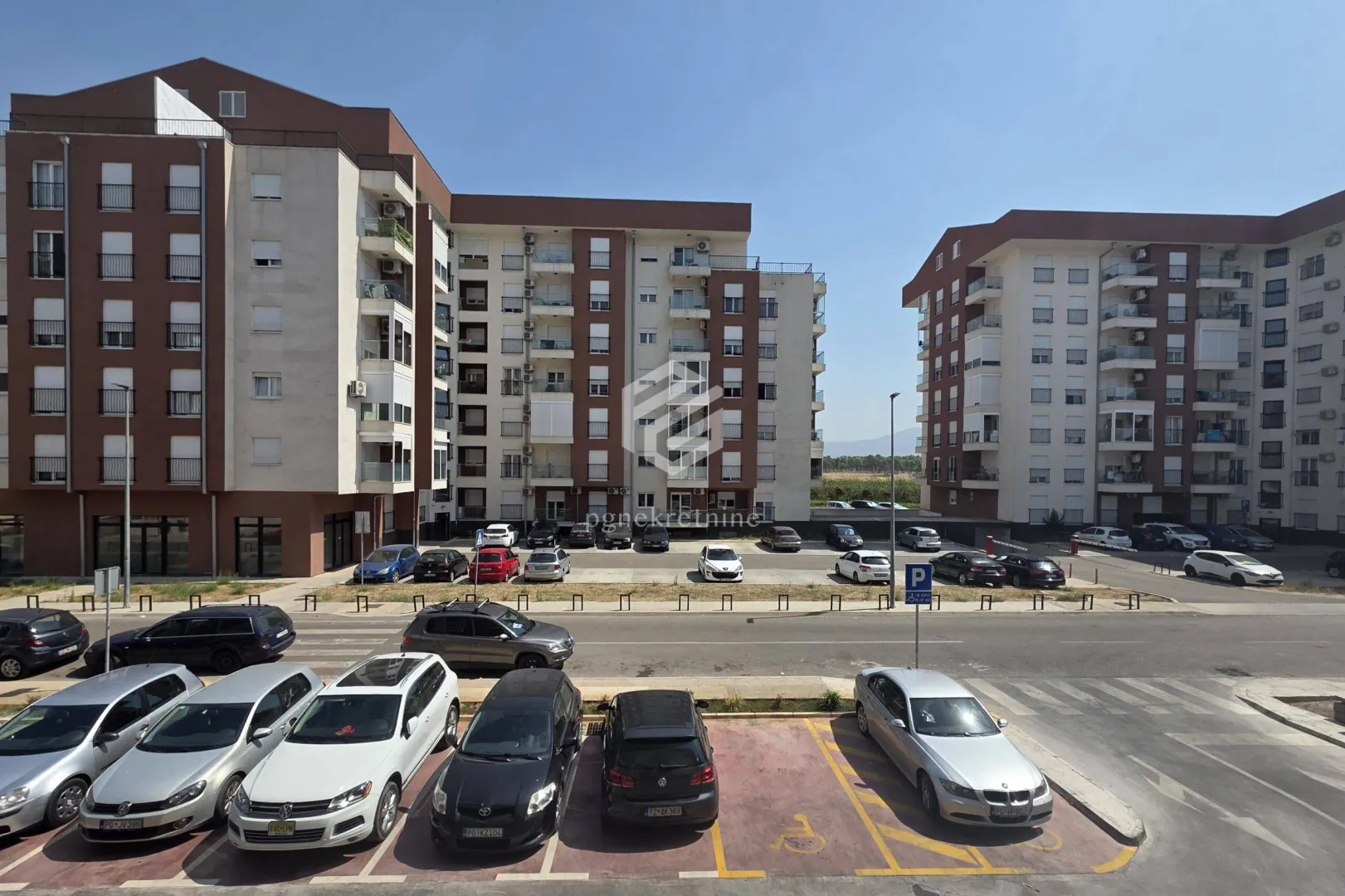 Rent, one bedroom apartment, 42m², Stari Aerodrom, Podgorica