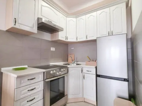 Rent, studio apartment, 29m², Blok 9, Podgorica - image 8
