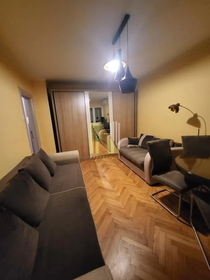 Rent, one bedroom apartment, 29m², Bulevar Oslobodjenja, Novi Sad Sve Podlokacije