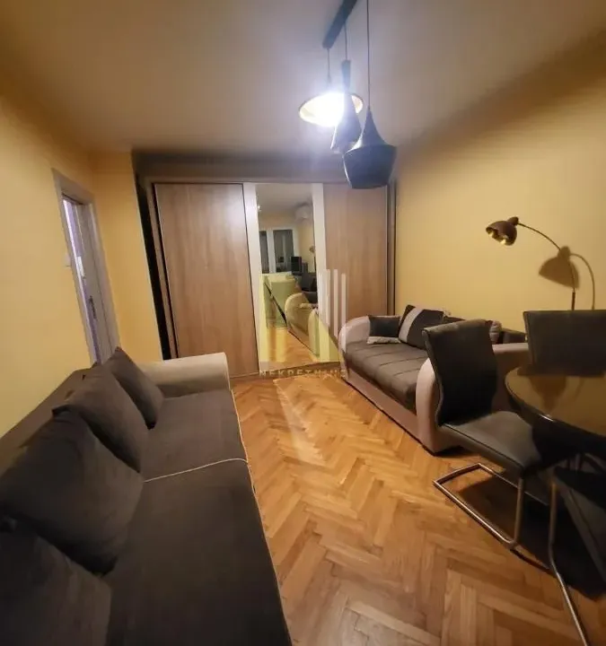 Rent, one bedroom apartment, 29m², Bulevar Oslobodjenja, Novi Sad Sve Podlokacije
