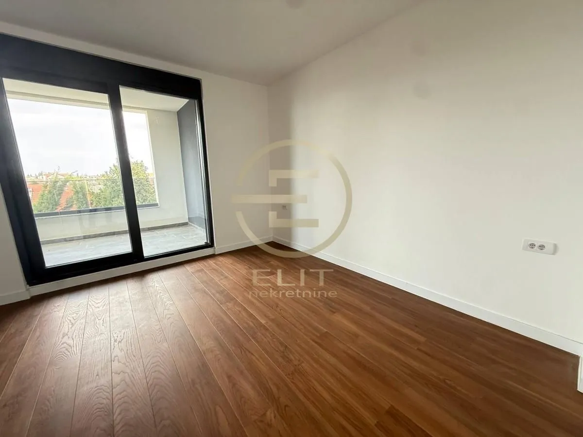 Prodaja, stan, 136m², Bulevar Evrope, Novi Sad Sve Podlokacije