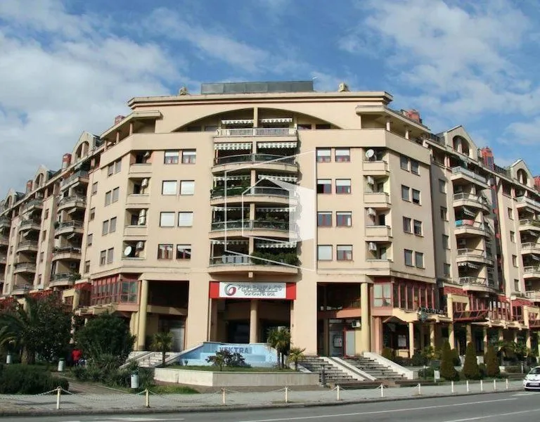 Rent, apartment, 83m², Preko Morače, Podgorica